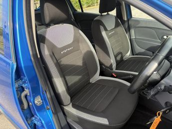 DACIA SANDERO STEPWAY 0.9 Stepway Laureate TCe 90