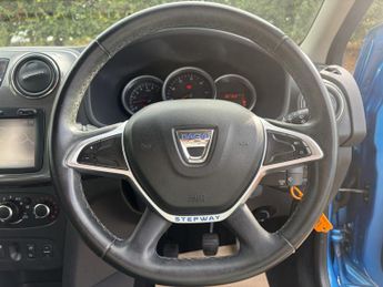 DACIA SANDERO STEPWAY 0.9 Stepway Laureate TCe 90