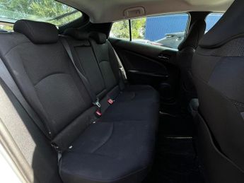TOYOTA PRIUS 1.8 VVT-h Active CVT Euro 6 (s/s) 5dr