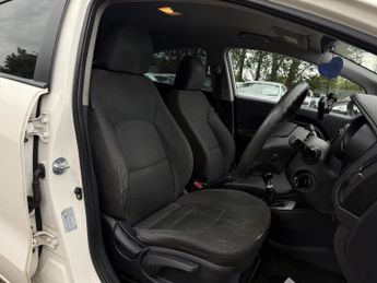 KIA RIO 1.25 1 Air Euro 5 5dr