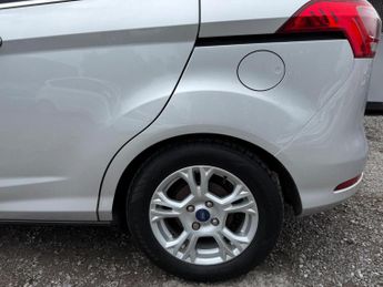 FORD B-MAX 1.6 Zetec Powershift Euro 5 5dr
