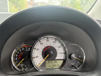 TOYOTA YARIS 1.3 Dual VVT-i Trend