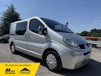 Renault Trafic 2.5 TD dCi SL27