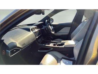 JAGUAR F-PACE 3.0 D300 V6 First Edition Auto AWD Euro 6 (s/s) 5dr