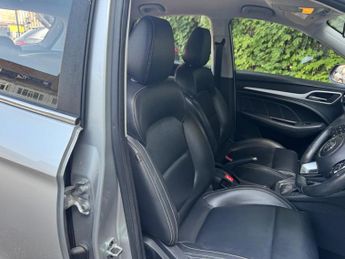 MG MG ZS 1.0 T-GDI Exclusive