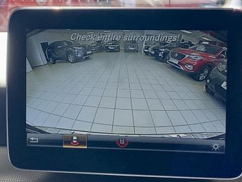 MERCEDES-BENZ GLA 1.6 GLA180 Urban Edition