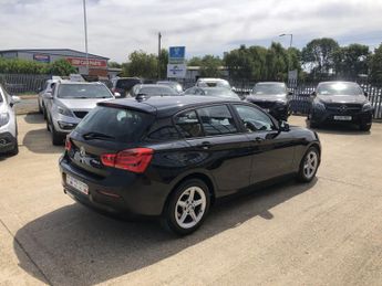 BMW 1 SERIES 1.5 116d SE Business 5-door
