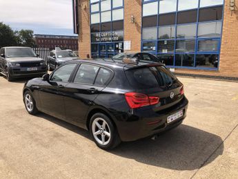 BMW 1 SERIES 1.5 116d SE Business 5-door