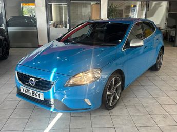 VOLVO V40 2.0 R-Design D2
