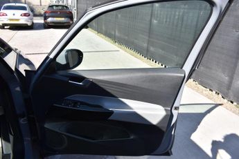 VOLKSWAGEN ID.3 Pro Performance 58kWh Family Auto 5dr