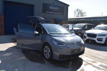 VOLKSWAGEN ID.3 Pro Performance 58kWh Family Auto 5dr