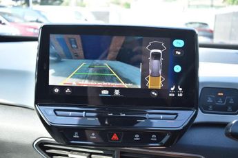 VOLKSWAGEN ID.3 Pro Performance 58kWh Family Auto 5dr