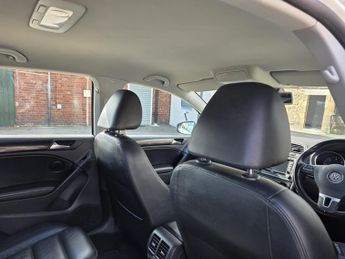 VOLKSWAGEN GOLF 1.6 TDI Match