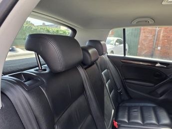 VOLKSWAGEN GOLF 1.6 TDI Match