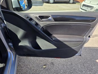 VOLKSWAGEN GOLF 1.6 TDI Match