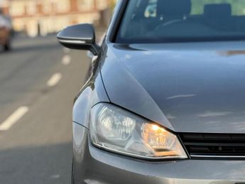 VOLKSWAGEN GOLF 2.0 TDI BlueMotion Tech SE DSG Euro 5 (s/s) 5dr
