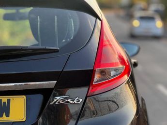 FORD FIESTA 1.4 Zetec 5dr