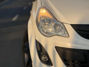 VAUXHALL CORSA 1.2i 16v Limited Edition 3dr (a/c)
