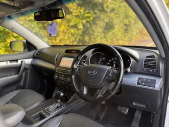 KIA SORENTO 2.2 CRDi KX-4 Auto AWD Euro 5 5dr