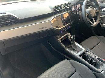 AUDI Q3 1.5 TFSI CoD 35 Sport
