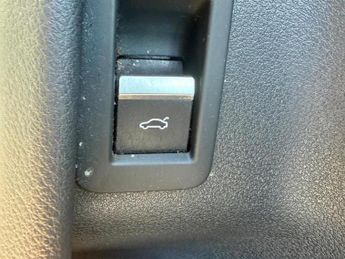 AUDI A4 2.0 TDI 35 SE S Tronic Euro 6 (s/s) 4dr