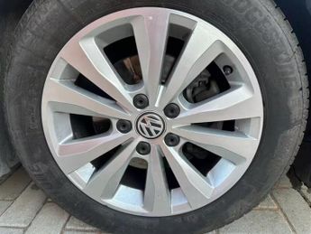 VOLKSWAGEN GOLF 2.0 TDI BlueMotion Tech SE Nav DSG Euro 6 (s/s) 5dr