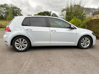 VOLKSWAGEN GOLF 2.0 TDI BlueMotion Tech SE Nav DSG Euro 6 (s/s) 5dr