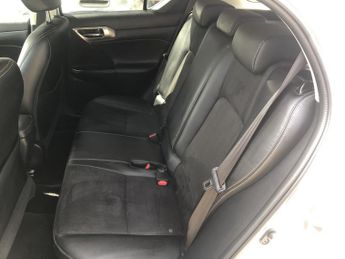 LEXUS CT 1.8 200h Sport