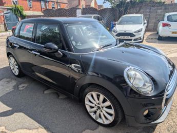 MINI Hatch 1.5 Cooper Euro 6 (s/s) 5dr