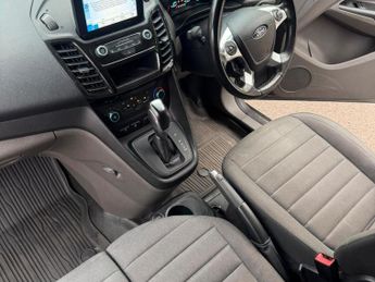 FORD TRANSIT CONNECT 1.5 240 EcoBlue Limited