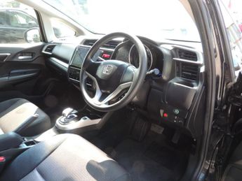 HONDA FIT 1.5 HYBRID AUTO