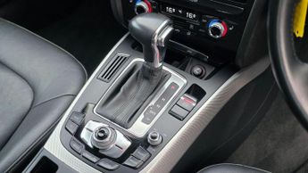 AUDI A4 AVANT 2.0 TDI SE Technik S Tronic quattro Euro 5 (s/s) 5dr
