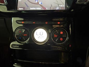DS AUTOMOBILES DS 3 1.2 PureTech Connected Chic