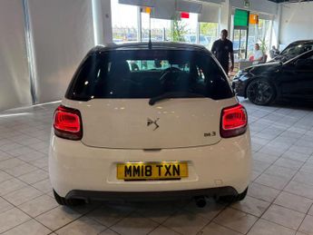DS AUTOMOBILES DS 3 1.2 PureTech Connected Chic