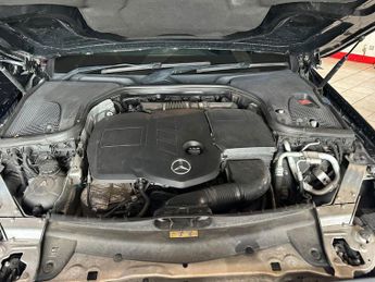 MERCEDES-BENZ E CLASS 2.0 E220d AMG Line