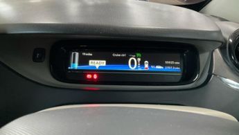 RENAULT ZOE Dynamique Nav White 5dr 1 KEEPER+8 STAMPS