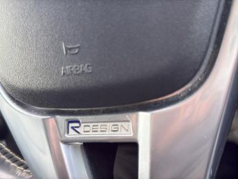 VOLVO V40 2.0 R-Design Lux Nav D3
