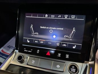 AUDI E-TRON 55 Vorsprung