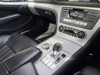 MERCEDES-BENZ SL 4.7 SL500 V8 BlueEfficiency