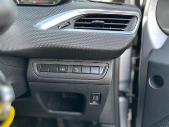 PEUGEOT 208 1.2 PureTech GPF GT Line EAT Euro 6 (s/s) 5dr