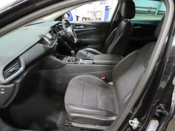 VAUXHALL INSIGNIA 1.6 Turbo D ecoTEC BlueInjection SRi Nav Grand Sport Euro 6 (s/s