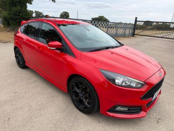 Ford Focus 2.0 TDCi ST-2 Euro 6 (s/s) 5dr