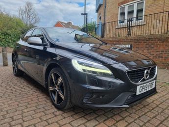 Volvo V40 2.0 R-Design Pro T2
