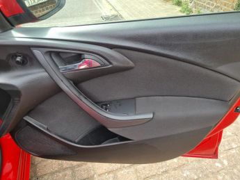 VAUXHALL ASTRA 1.6 i Design