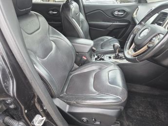 JEEP CHEROKEE 2.2 Cherokee 2.2 Mjii 200hp Limited 4wd 9 Spd Auto