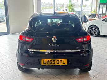 RENAULT CLIO 1.5 Dynamique S Nav dCi 90