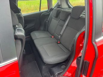 FORD B-MAX 1.6 Titanium