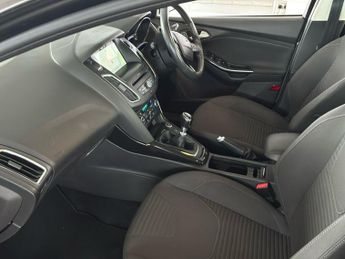 FORD FOCUS 1.0T EcoBoost Titanium Euro 6 (s/s) 5dr