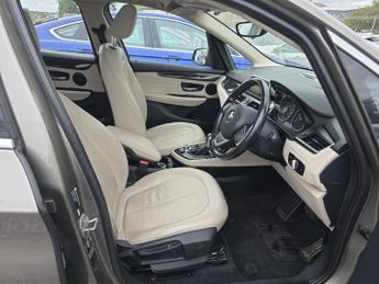 BMW 2 SERIES ACTIVE TOURER 2.0 218d Luxury Active Tourer