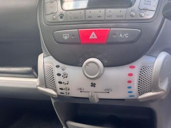 TOYOTA AYGO 1.0 VVT-i Blue